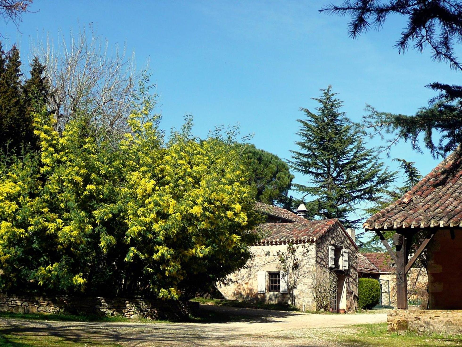 Domaine De Gavaudun Villa Exterior photo